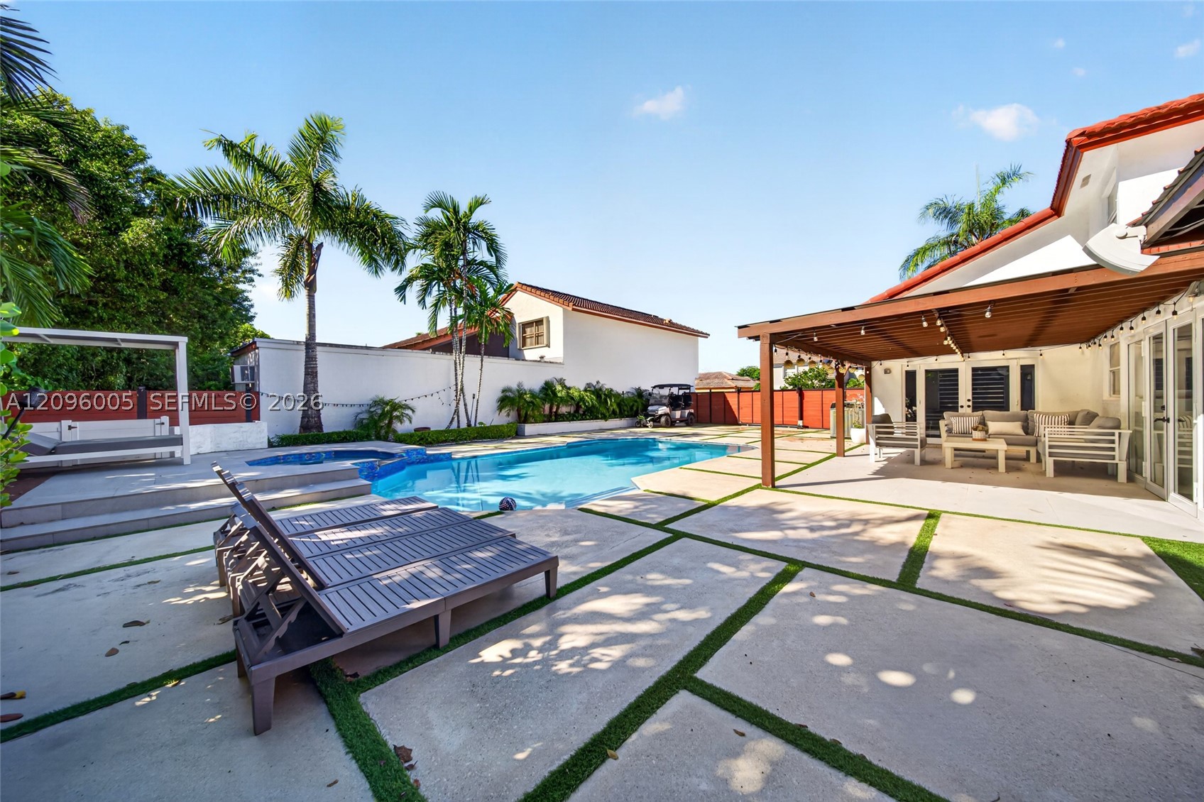 6705 SW 103rd Ct, Miami FL 33173