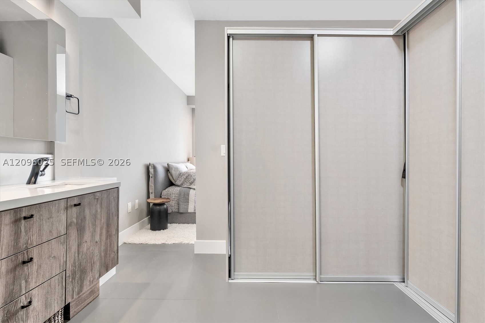6365 Collins Ave #4307, Miami Beach FL 33141