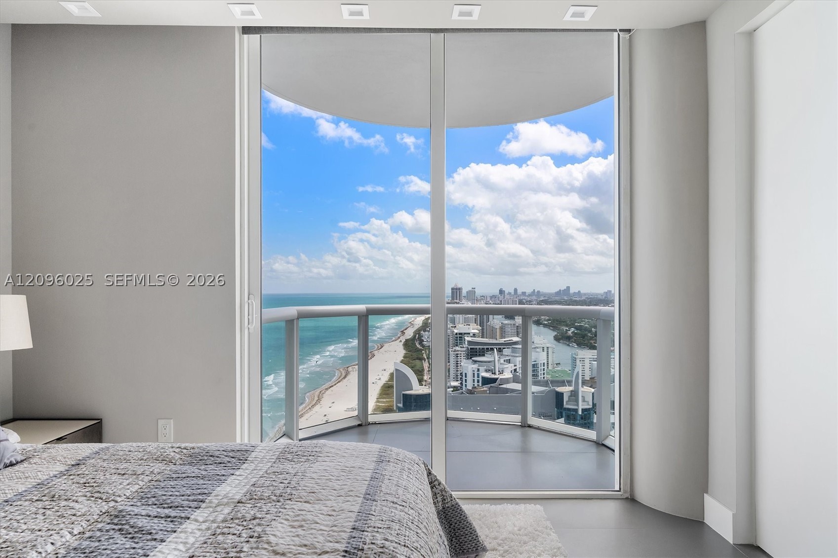 6365 Collins Ave #4307, Miami Beach FL 33141