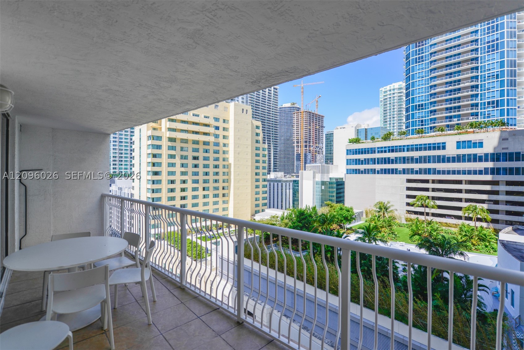 1200 Brickell Bay Dr #1720, Miami FL 33131