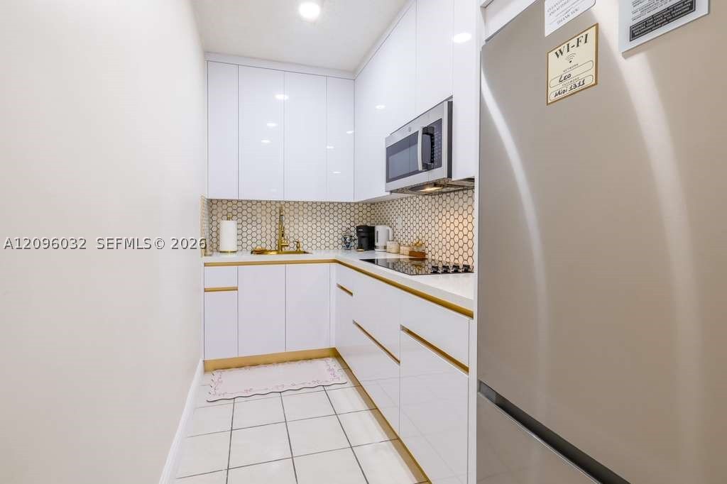 55 SW 60th Ave, Miami FL 33144