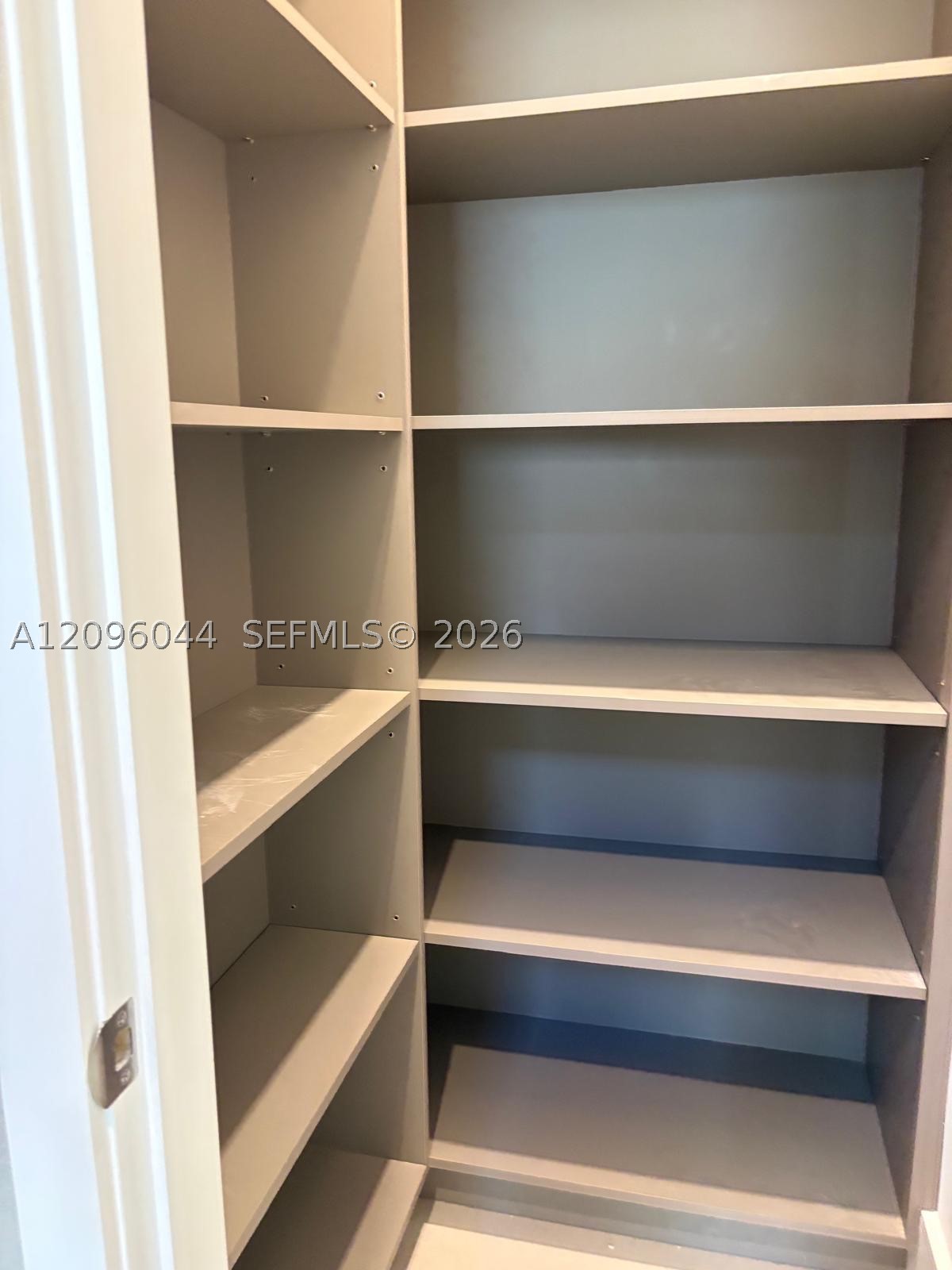 4207 W Whitewater Ave #4207, Weston FL 33332