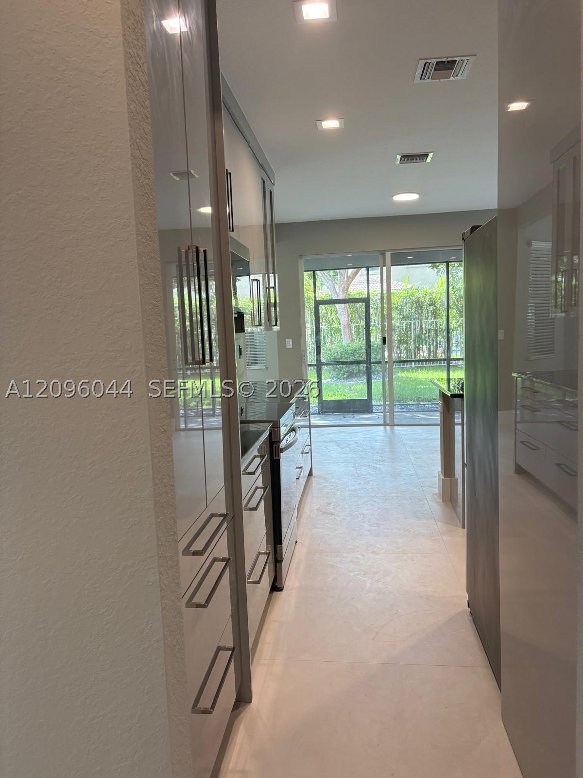 4207 W Whitewater Ave #4207, Weston FL 33332