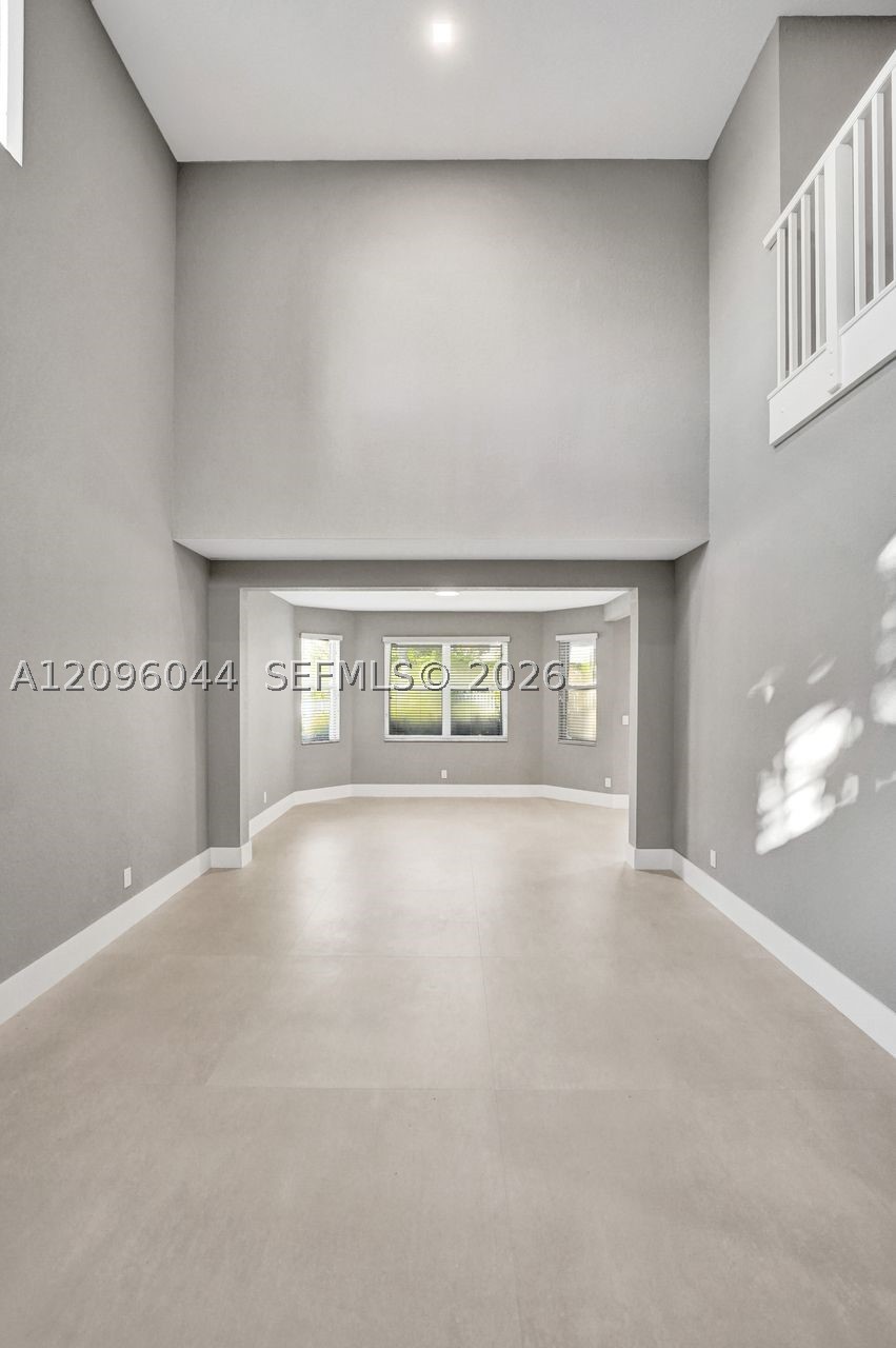 4207 W Whitewater Ave #4207, Weston FL 33332