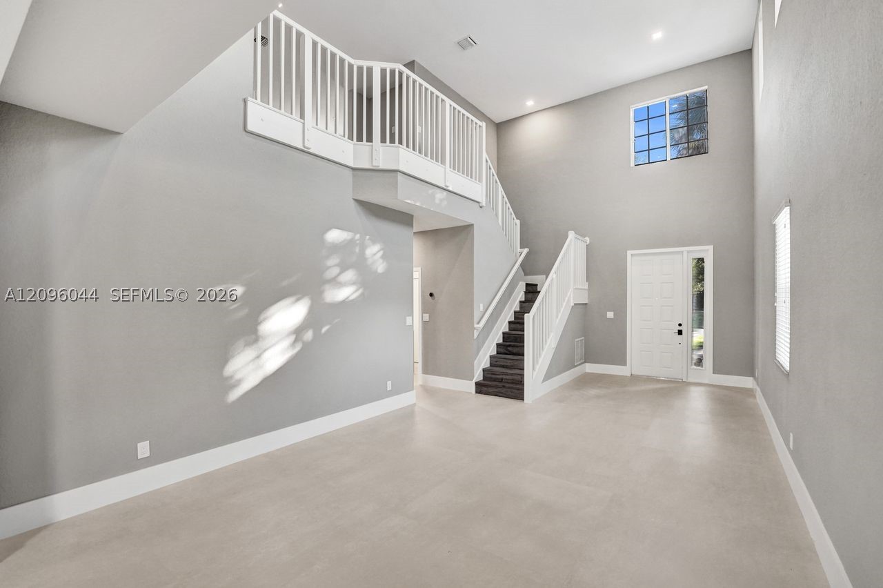 4207 W Whitewater Ave #4207, Weston FL 33332