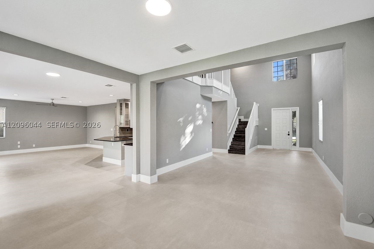 4207 W Whitewater Ave #4207, Weston FL 33332