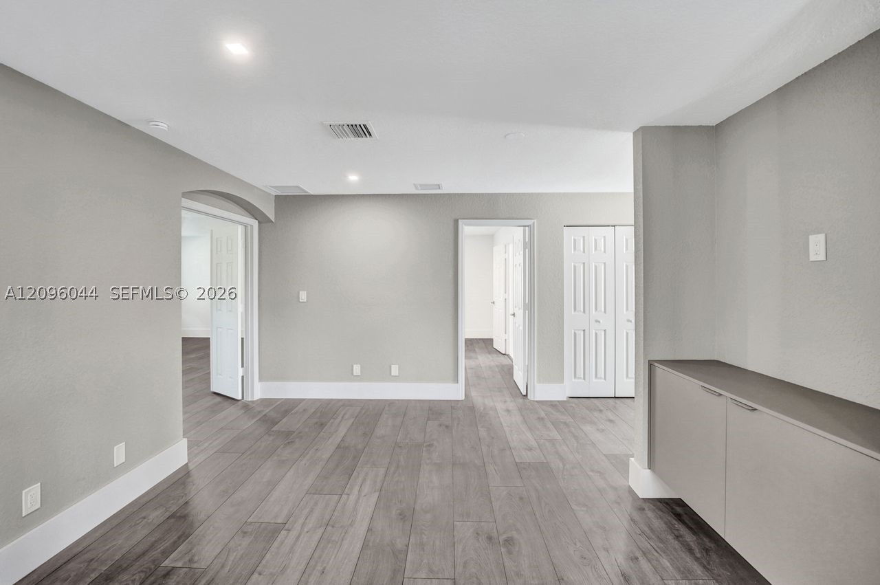 4207 W Whitewater Ave #4207, Weston FL 33332
