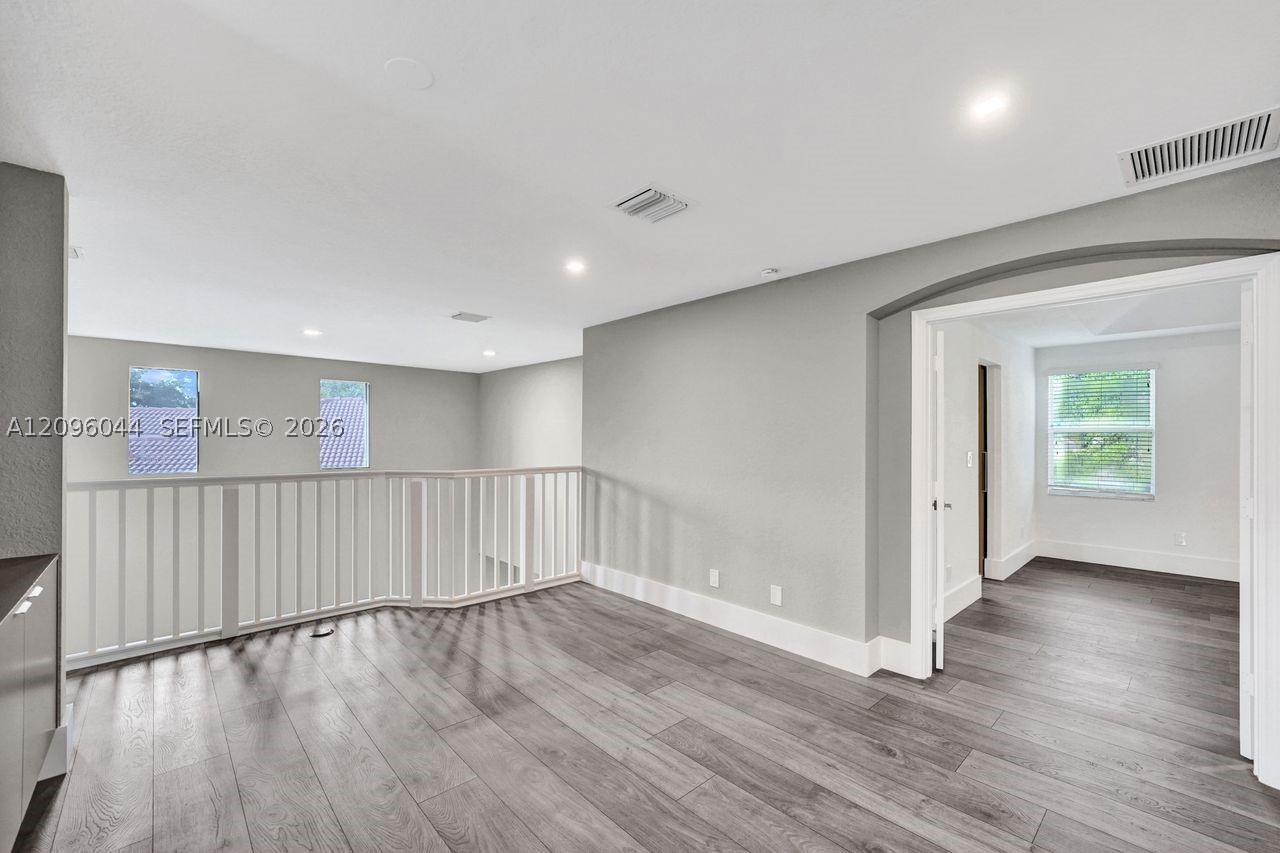 4207 W Whitewater Ave #4207, Weston FL 33332