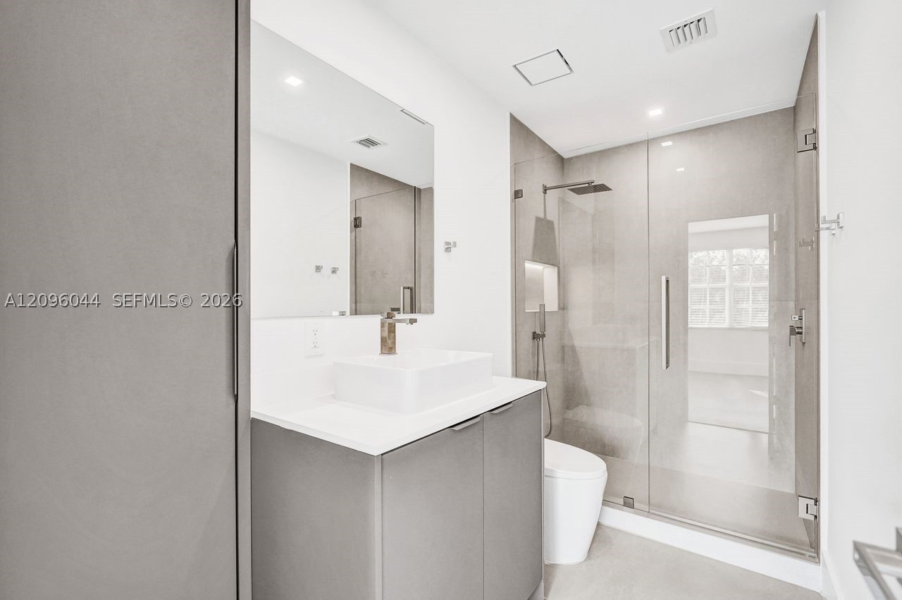 4207 W Whitewater Ave #4207, Weston FL 33332