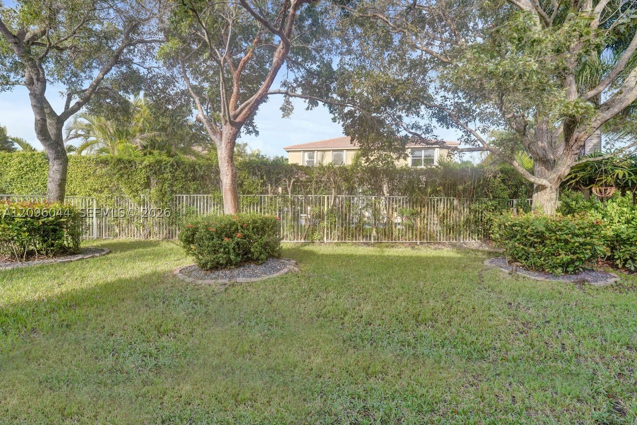 4207 W Whitewater Ave #4207, Weston FL 33332