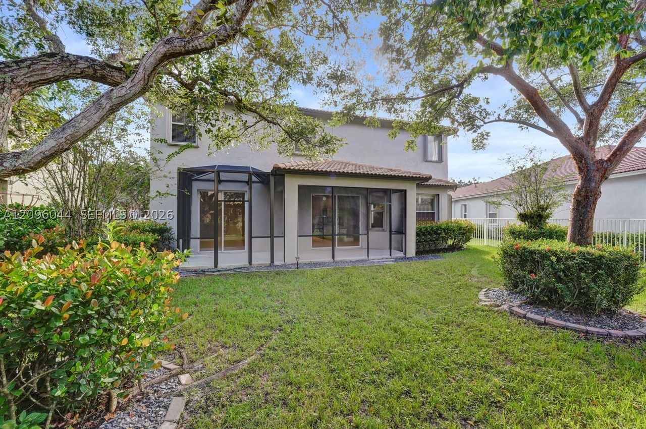4207 W Whitewater Ave #4207, Weston FL 33332