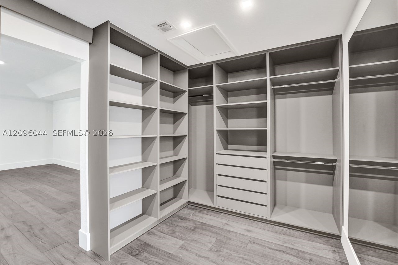 4207 W Whitewater Ave #4207, Weston FL 33332