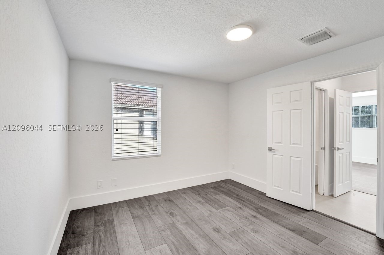 4207 W Whitewater Ave #4207, Weston FL 33332