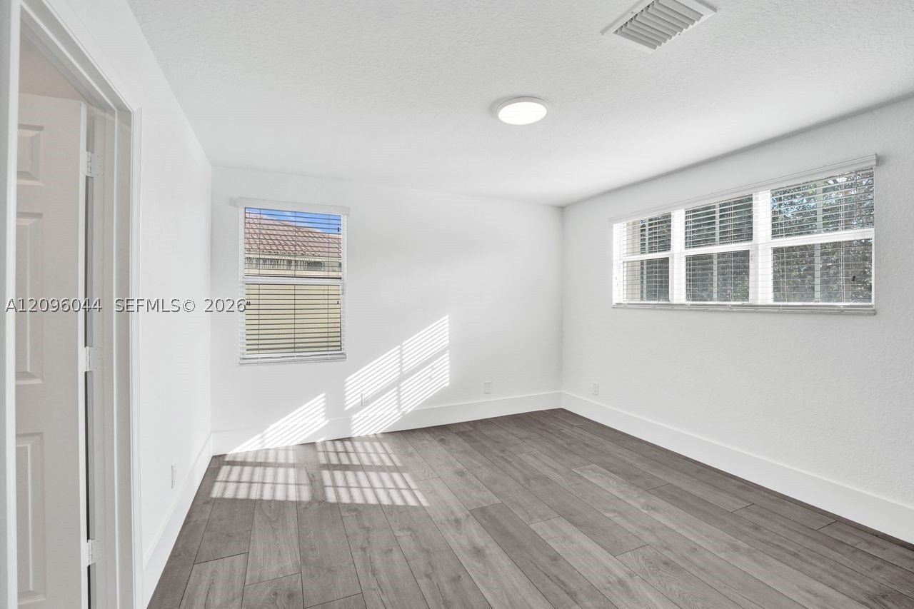 4207 W Whitewater Ave #4207, Weston FL 33332