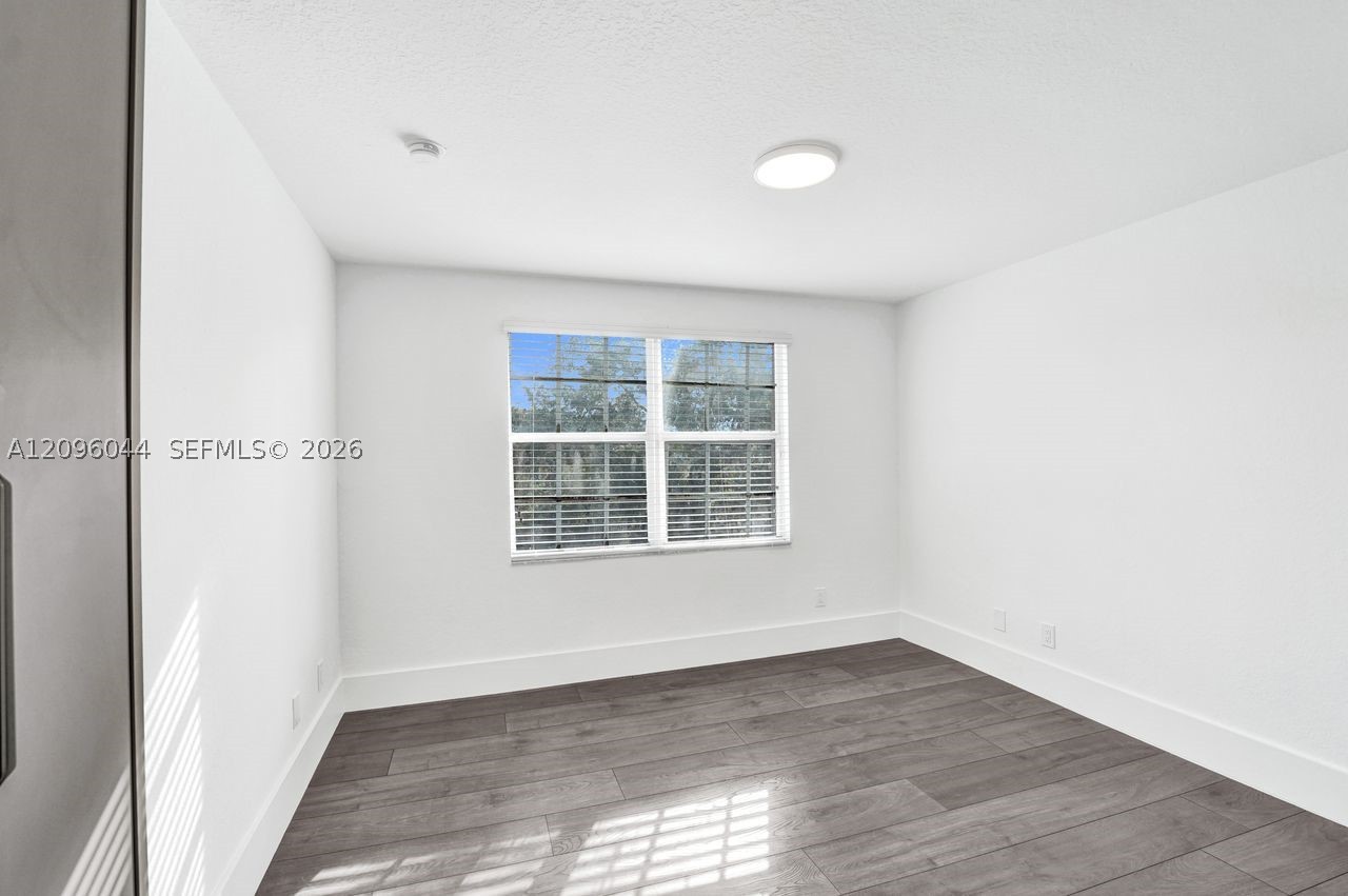 4207 W Whitewater Ave #4207, Weston FL 33332