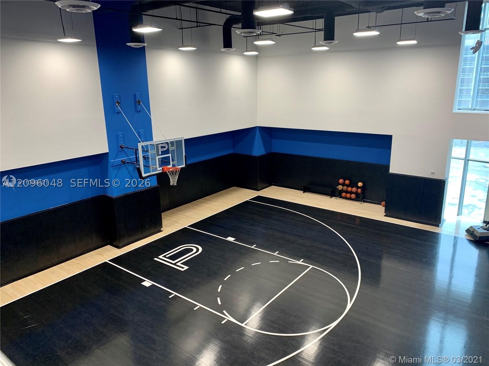 851 NE 1st Ave #510, Miami FL 33132