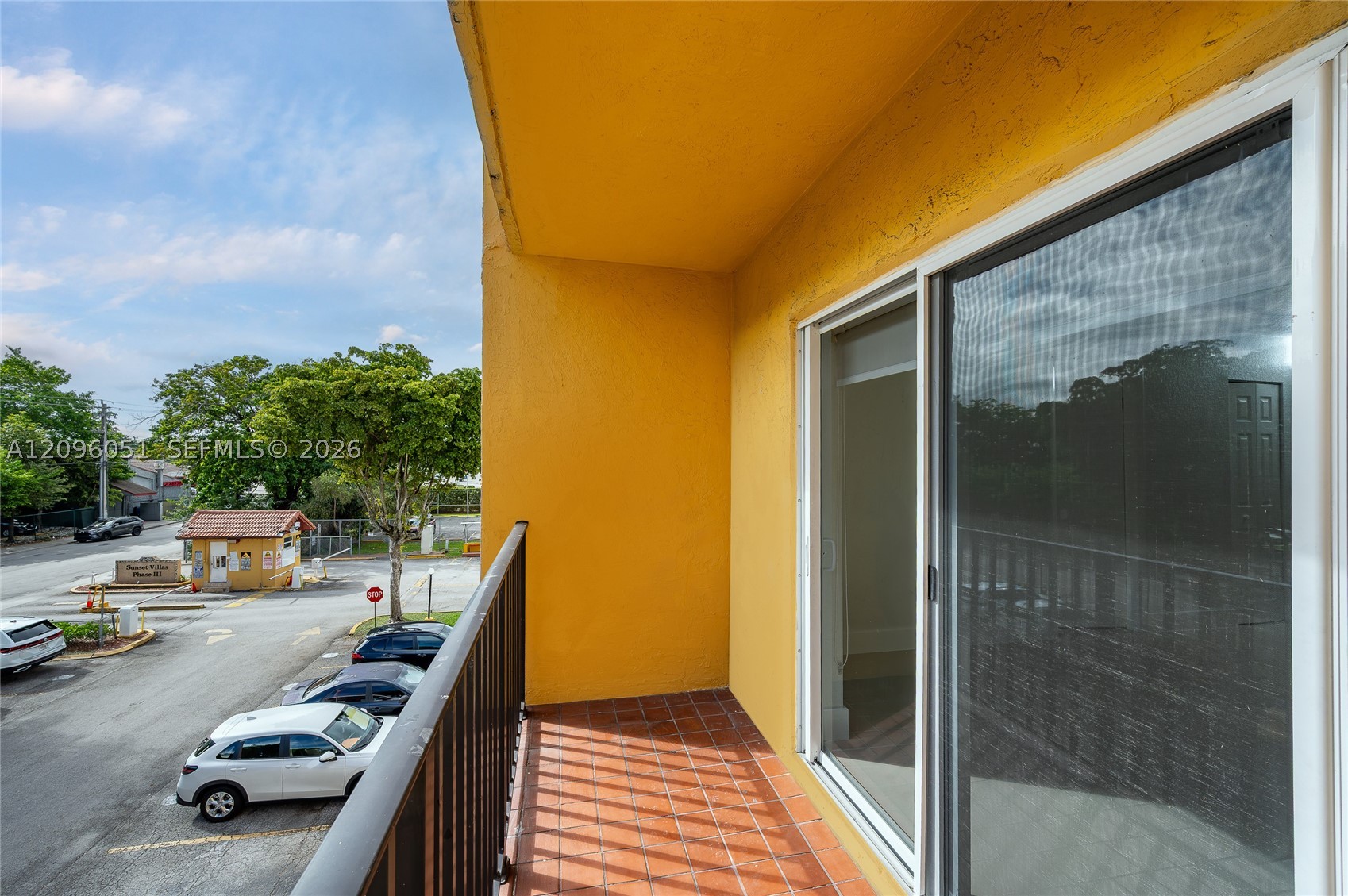 4709 NW 7th St #305-9, Miami FL 33126