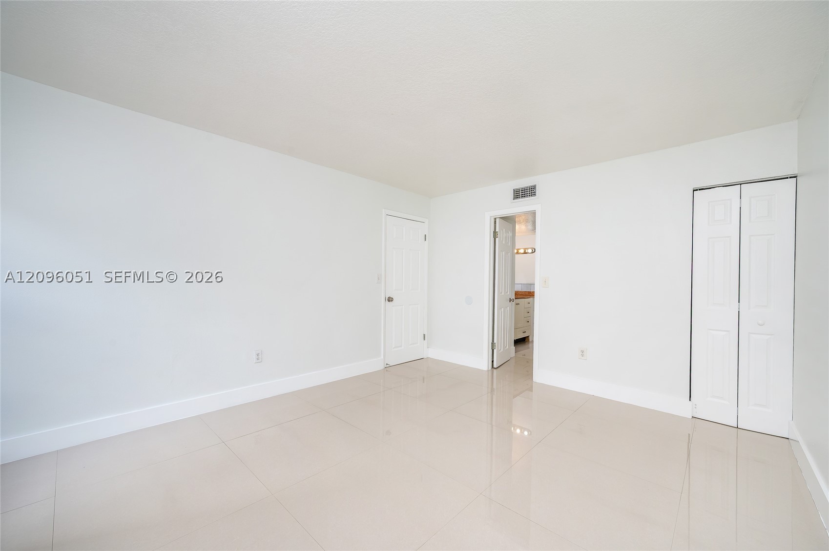 4709 NW 7th St #305-9, Miami FL 33126