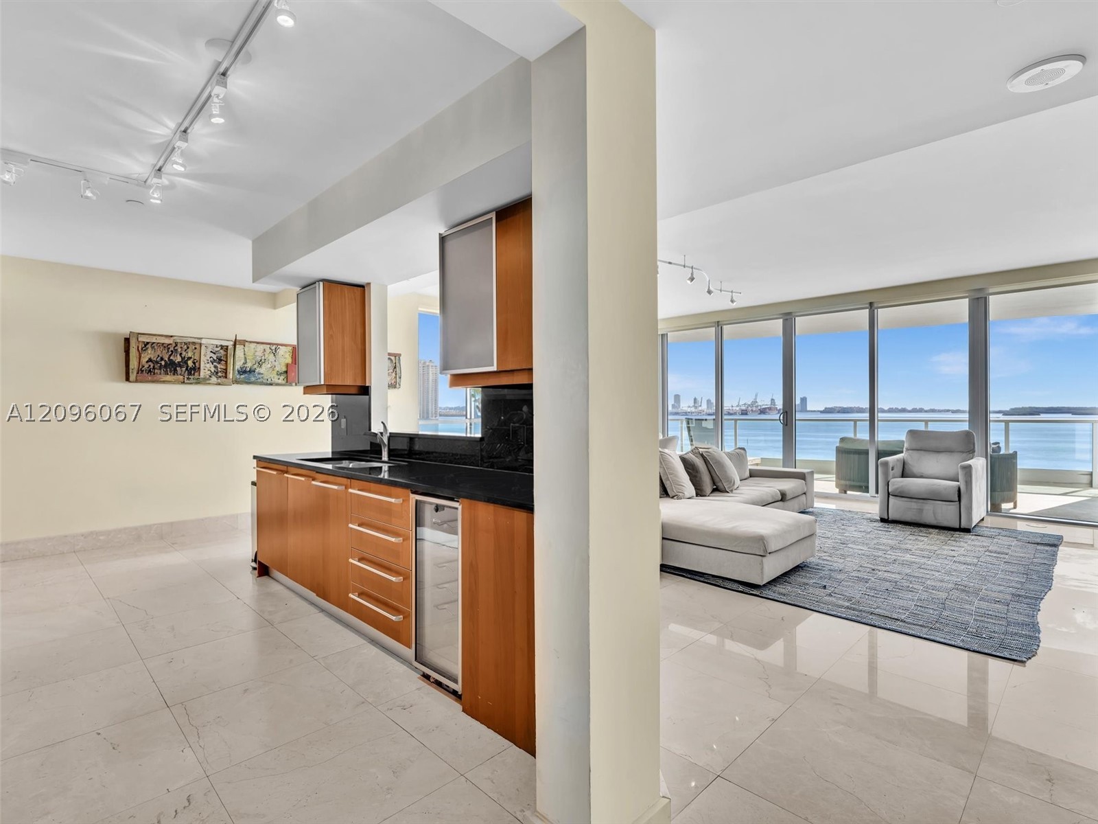 1331 Brickell Bay Dr #901, Miami FL 33131