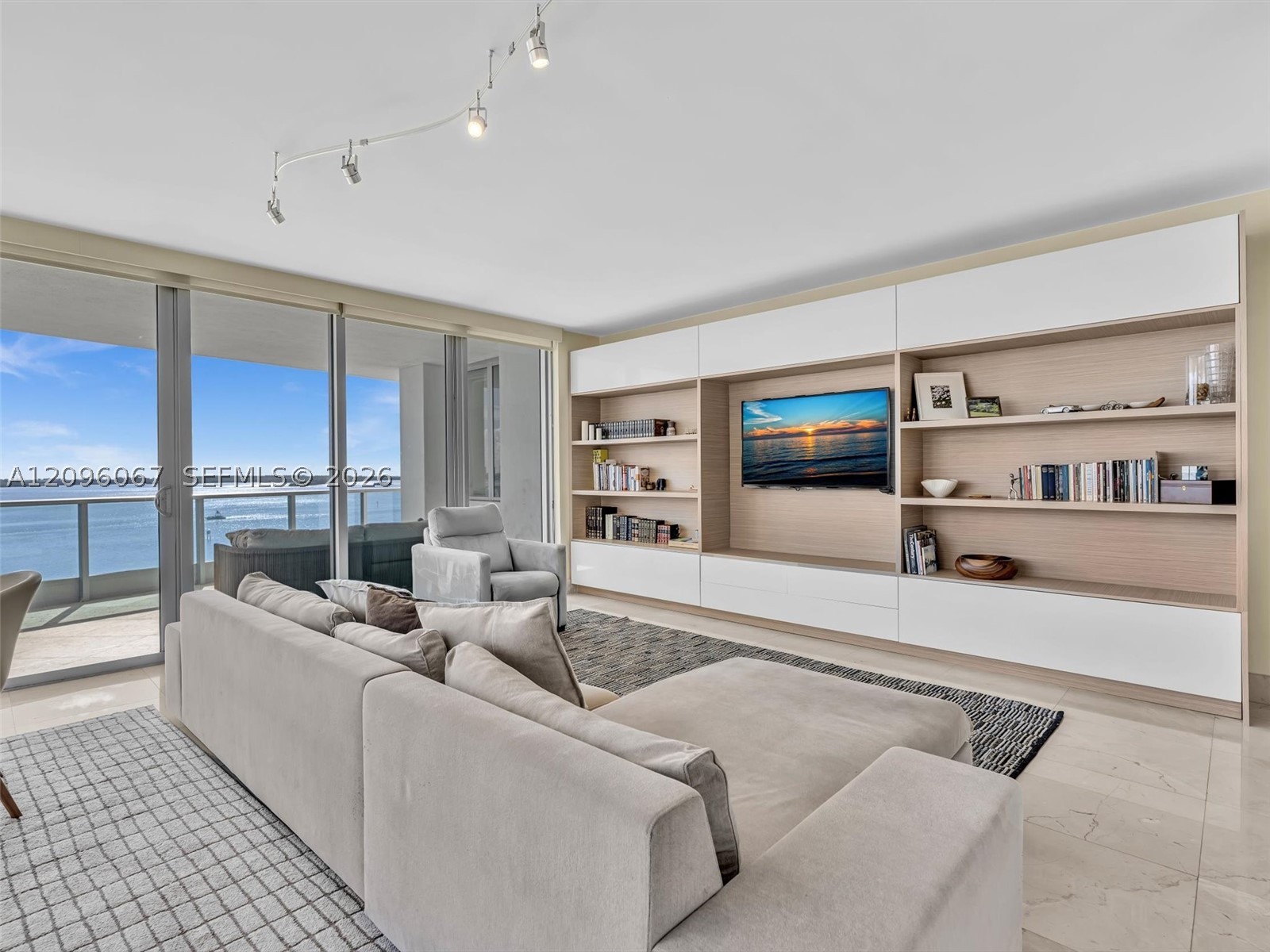 1331 Brickell Bay Dr #901, Miami FL 33131
