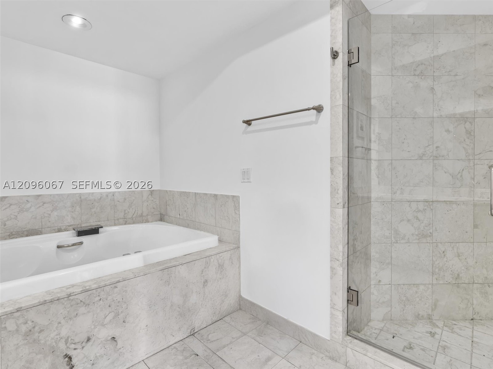 1331 Brickell Bay Dr #901, Miami FL 33131