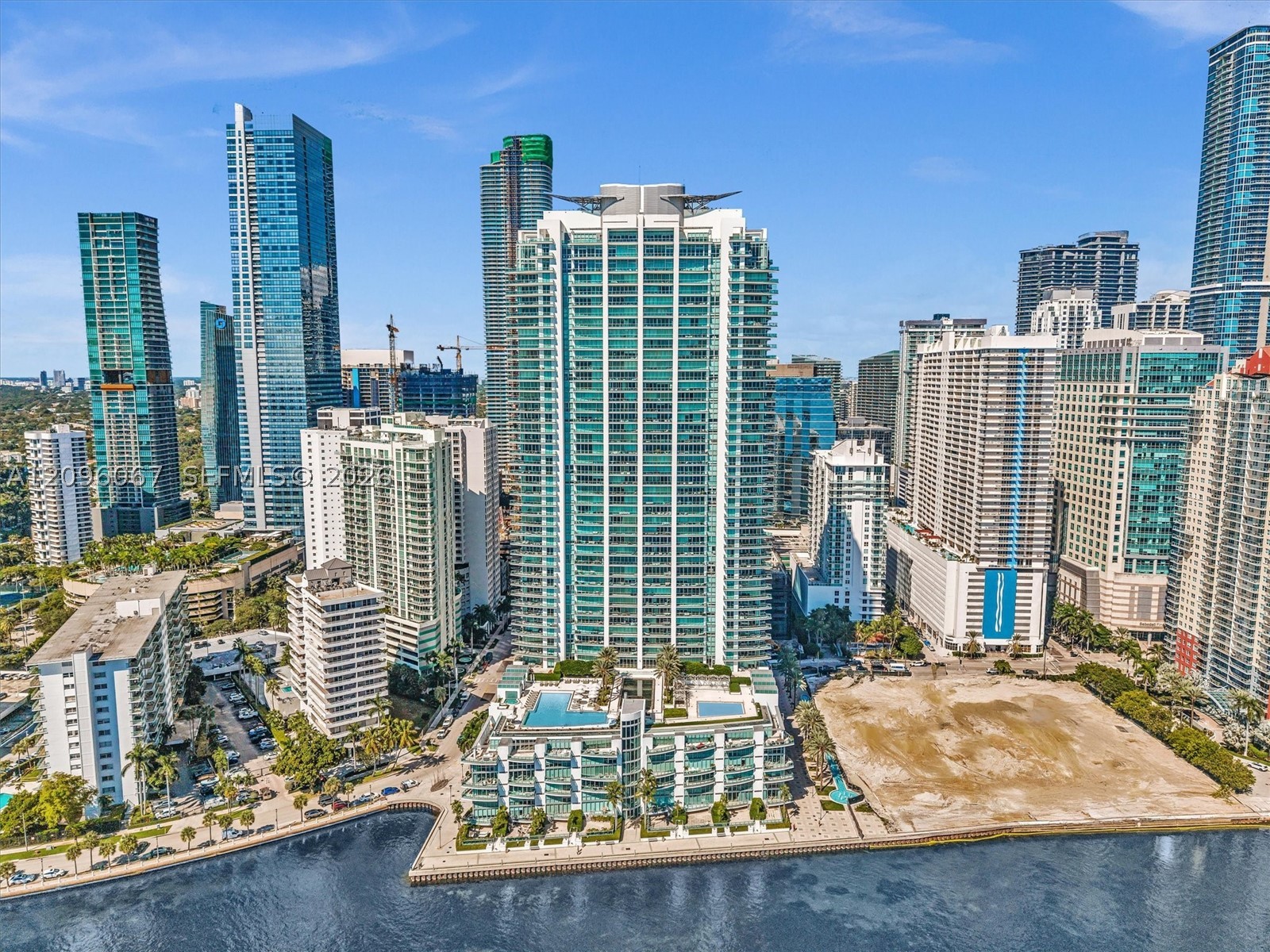 1331 Brickell Bay Dr #901, Miami FL 33131