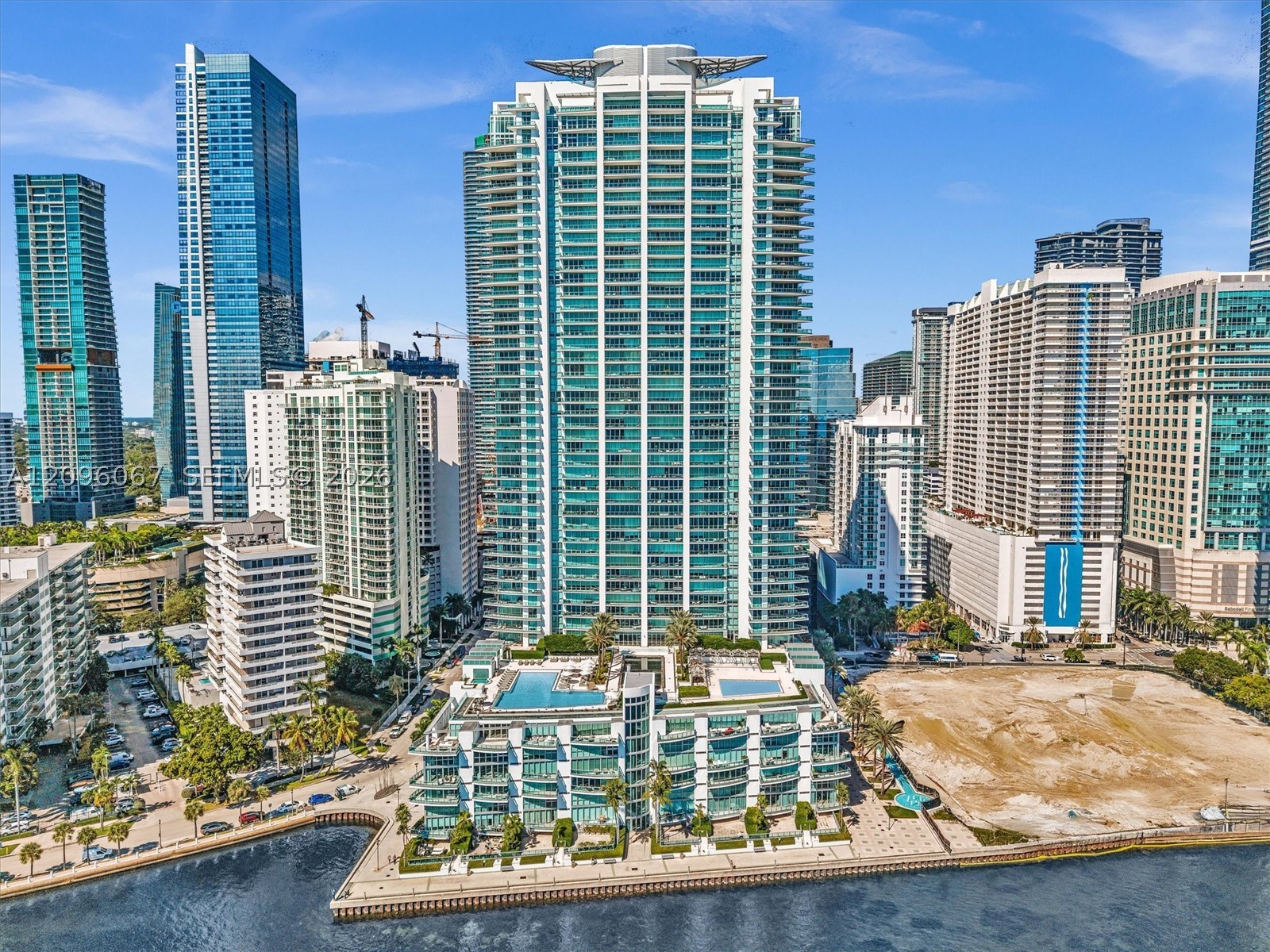 1331 Brickell Bay Dr #901, Miami FL 33131