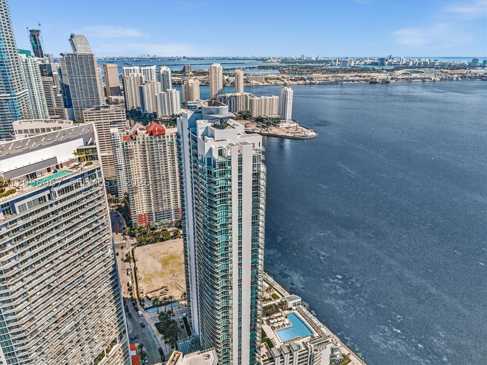 1331 Brickell Bay Dr #901, Miami FL 33131