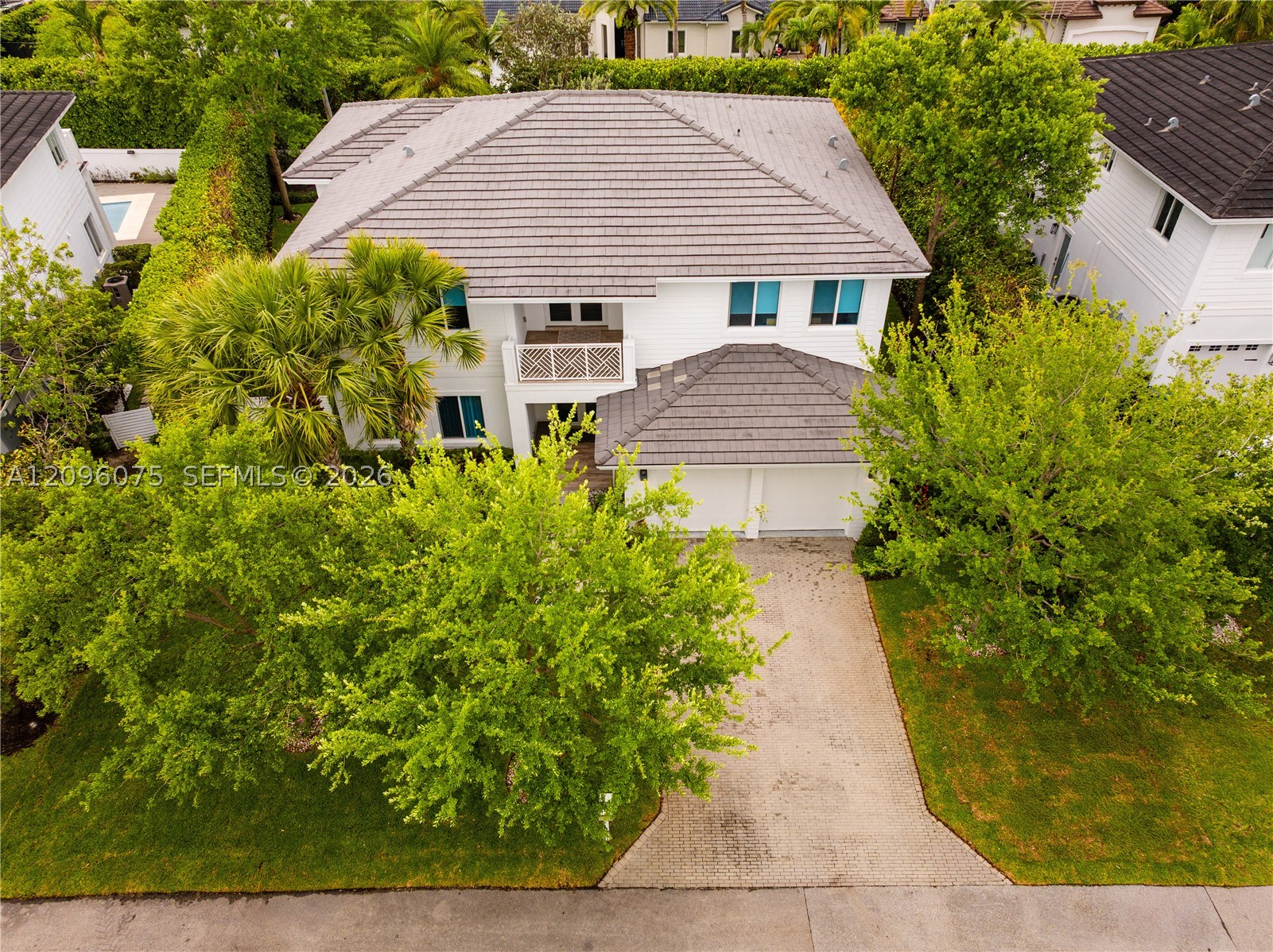 5602 SW 65th Ct, South Miami FL 33143