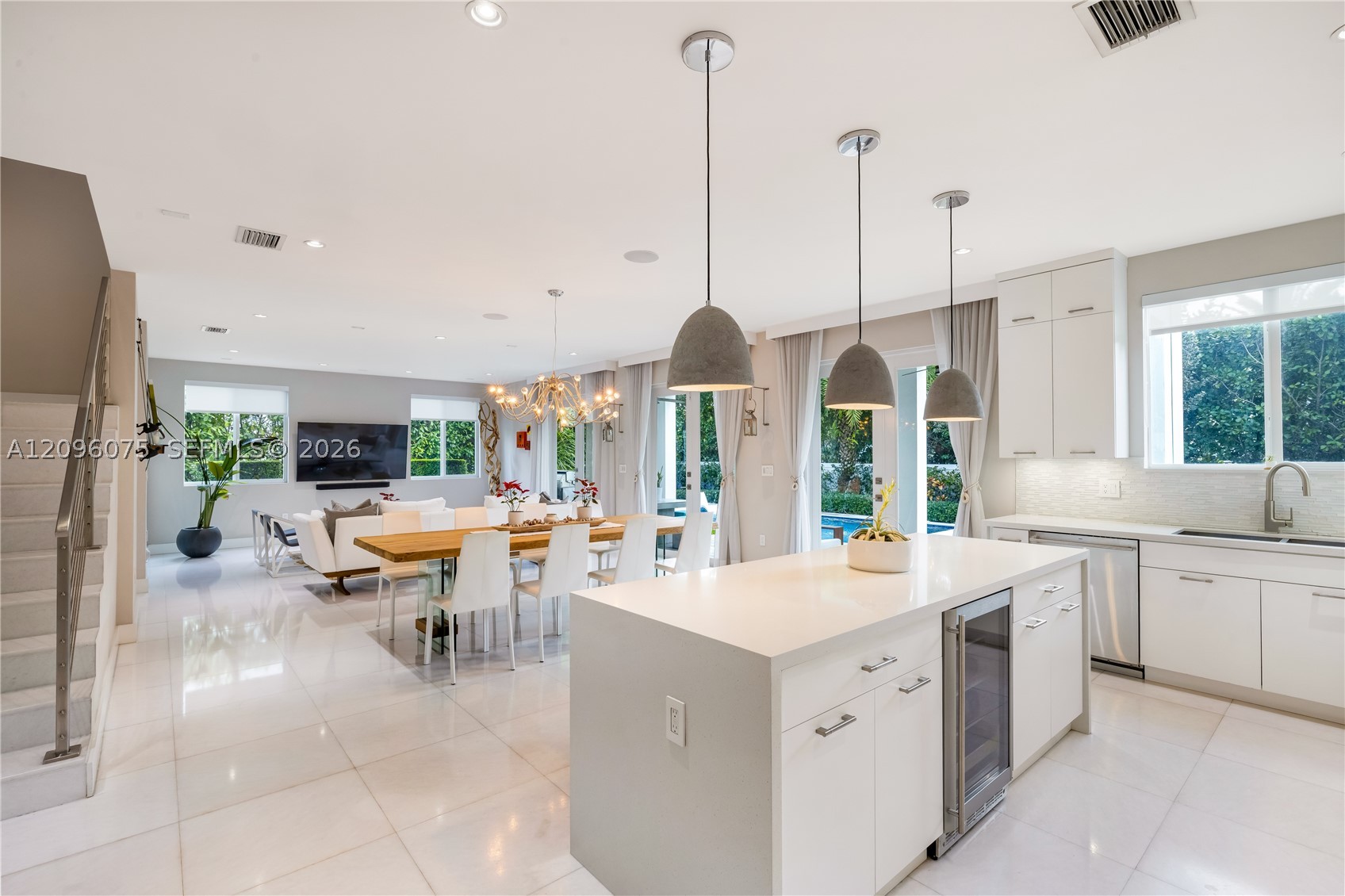5602 SW 65th Ct, South Miami FL 33143