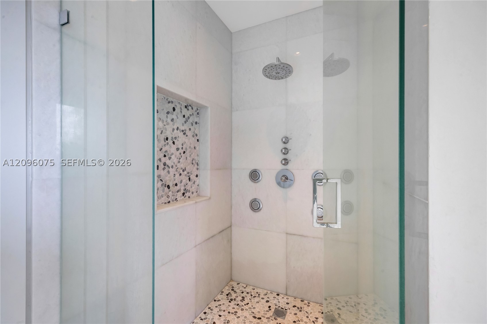 5602 SW 65th Ct, South Miami FL 33143