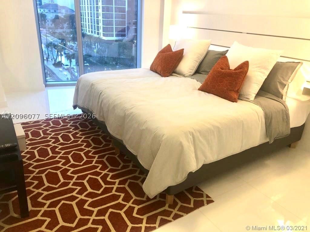 851 NE 1st Ave #510, Miami FL 33132