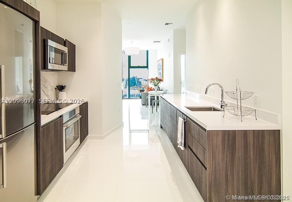 851 NE 1st Ave #510, Miami FL 33132