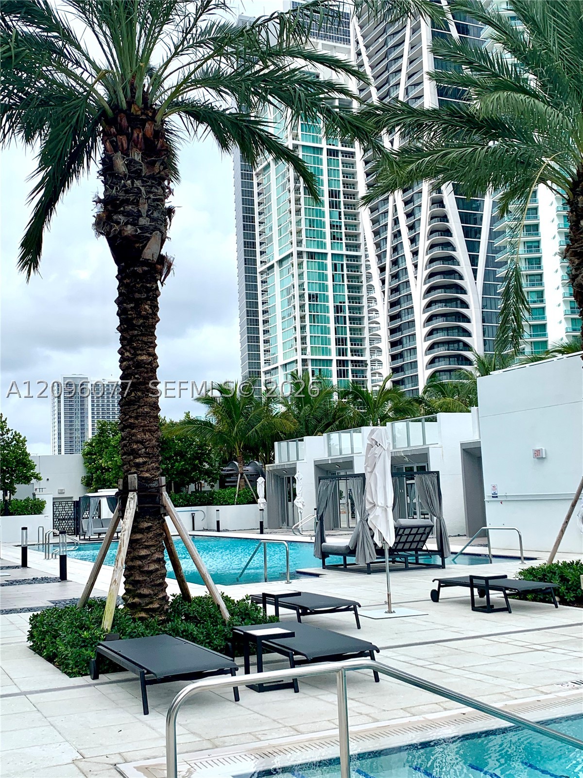 851 NE 1st Ave #510, Miami FL 33132