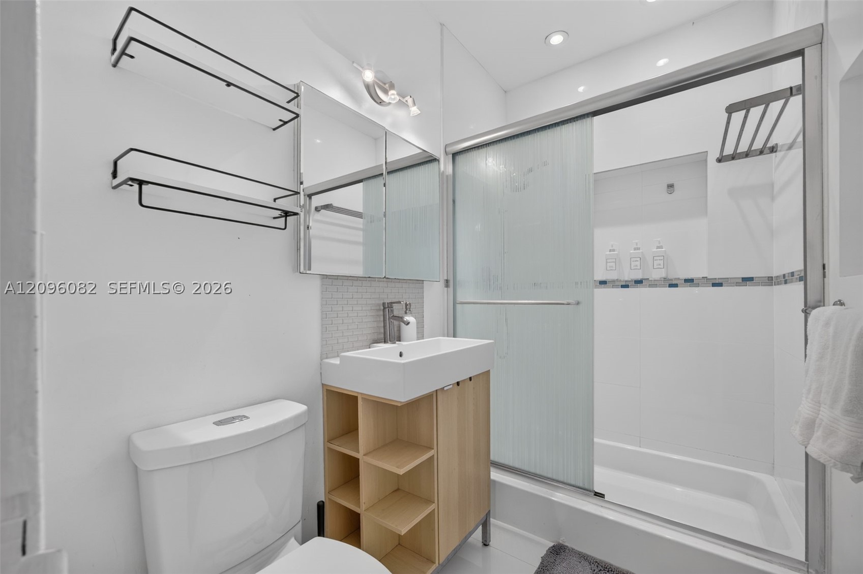 2611 SW 19th Ter, Miami FL 33145