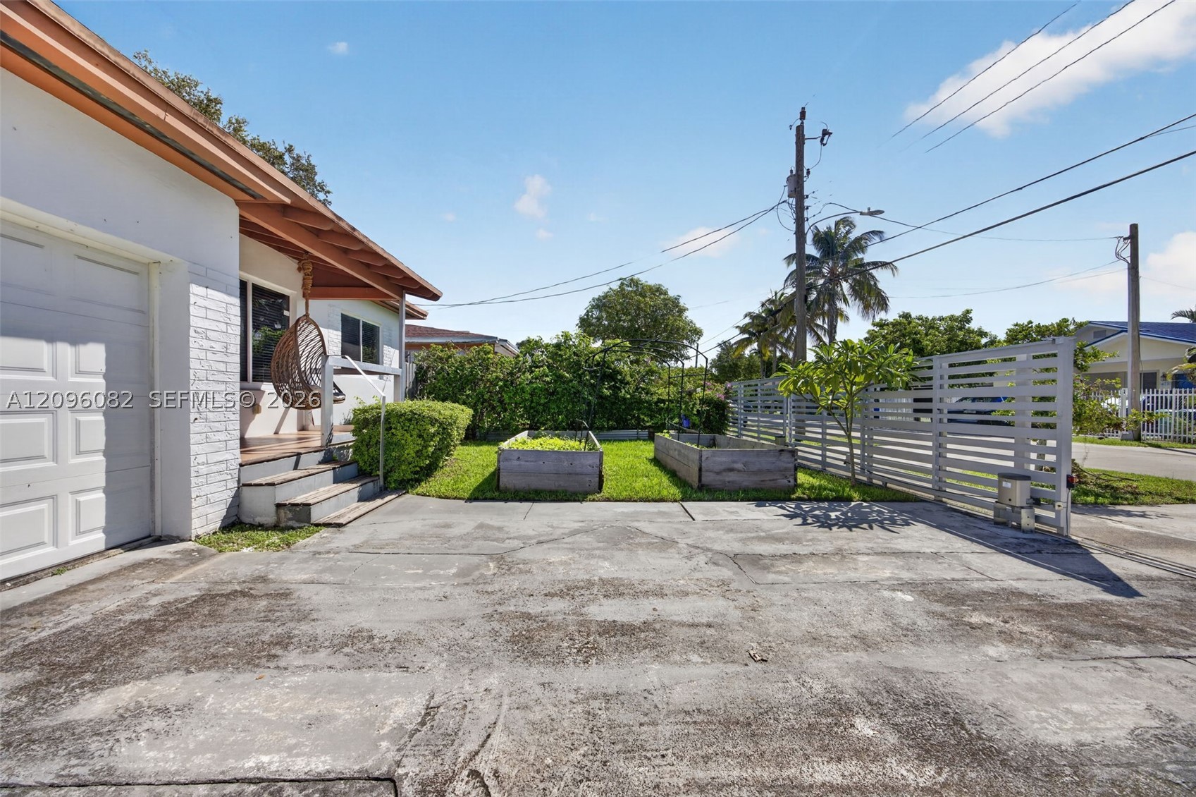 2611 SW 19th Ter, Miami FL 33145