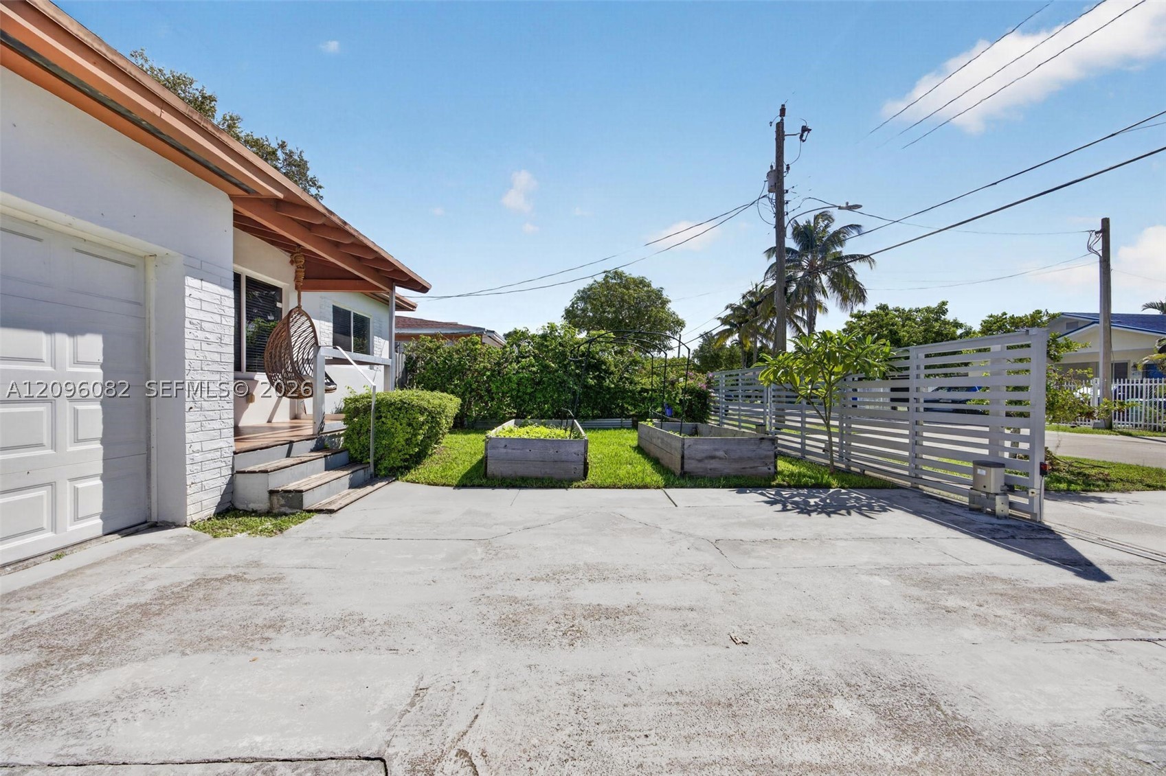 2611 SW 19th Ter, Miami FL 33145