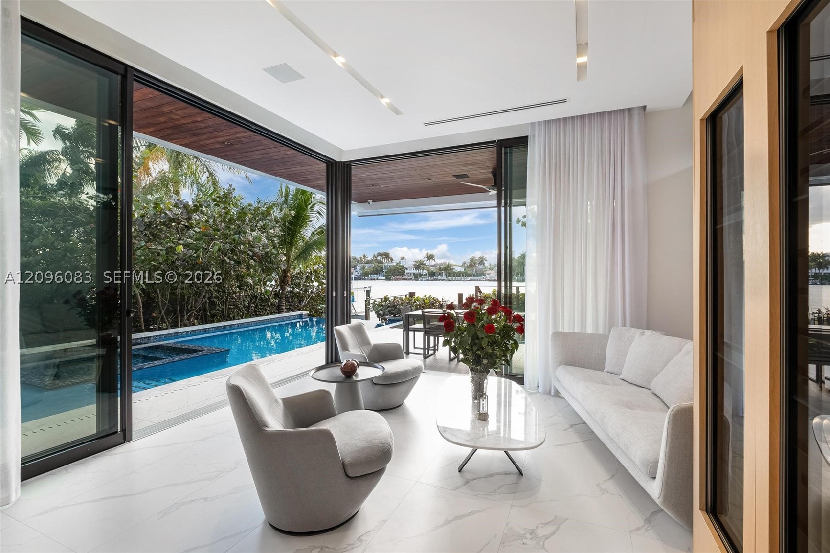 226 W Rivo Alto Dr, Miami Beach FL 33139