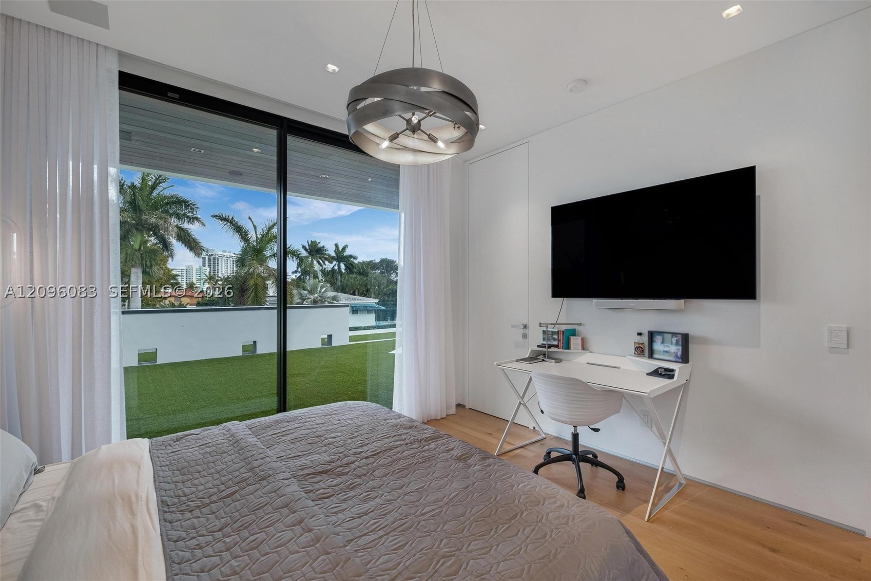 226 W Rivo Alto Dr, Miami Beach FL 33139