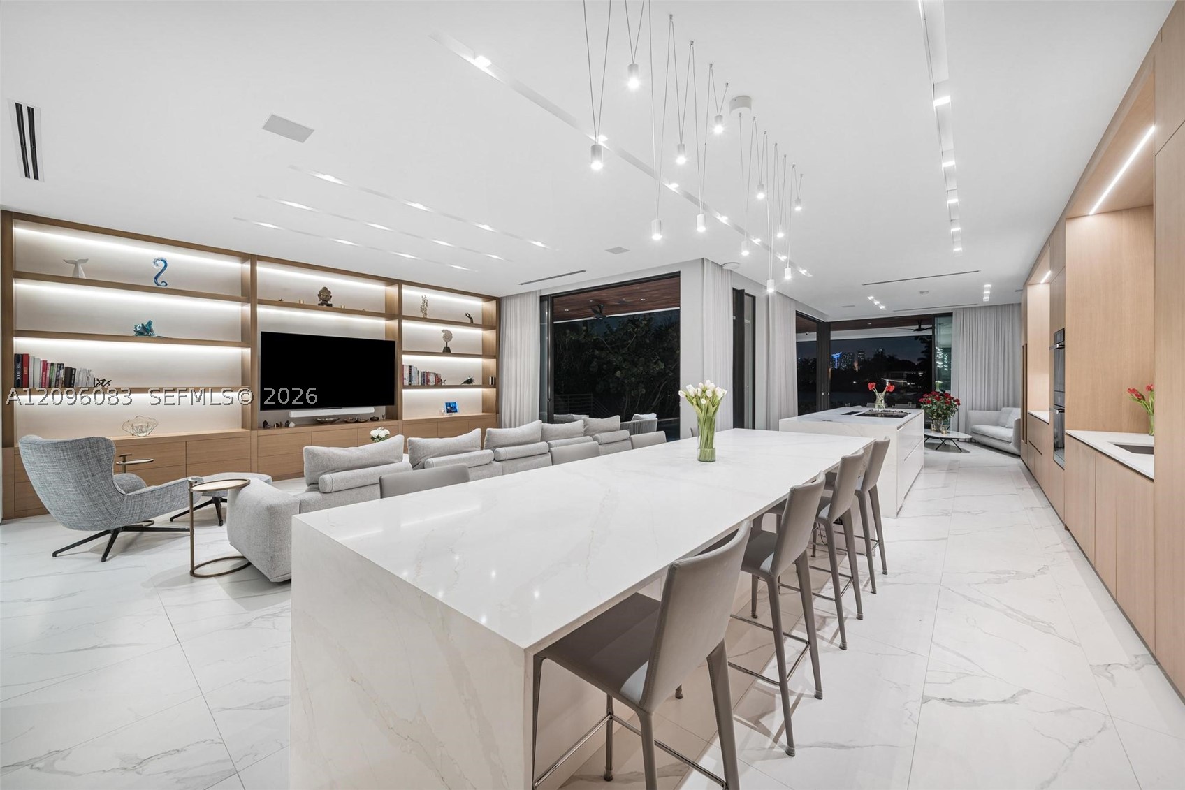226 W Rivo Alto Dr, Miami Beach FL 33139