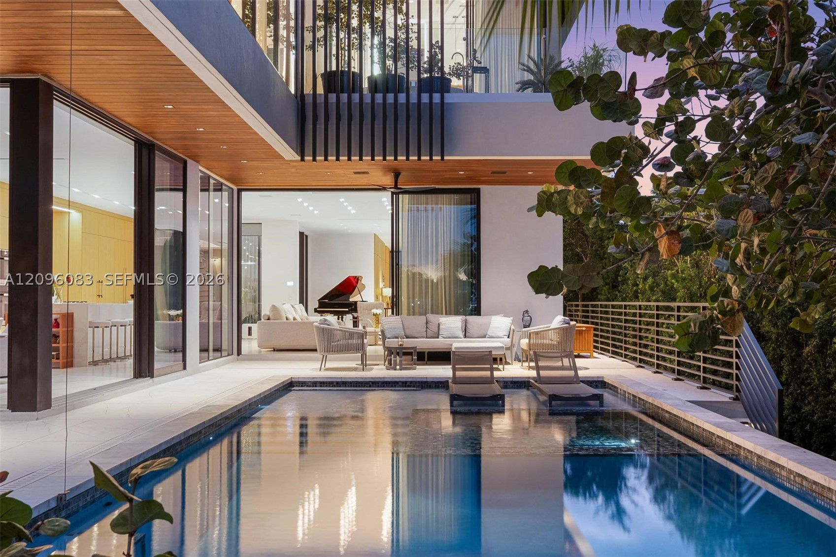 226 W Rivo Alto Dr, Miami Beach FL 33139