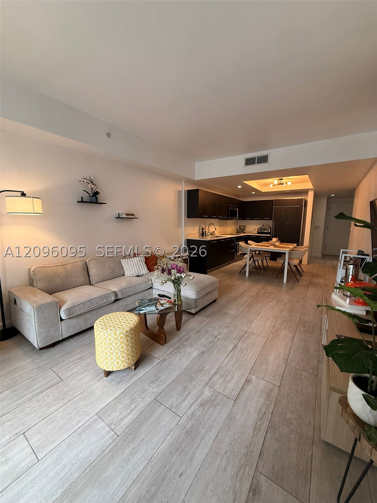 55 SW 9th St #1205, Miami FL 33130