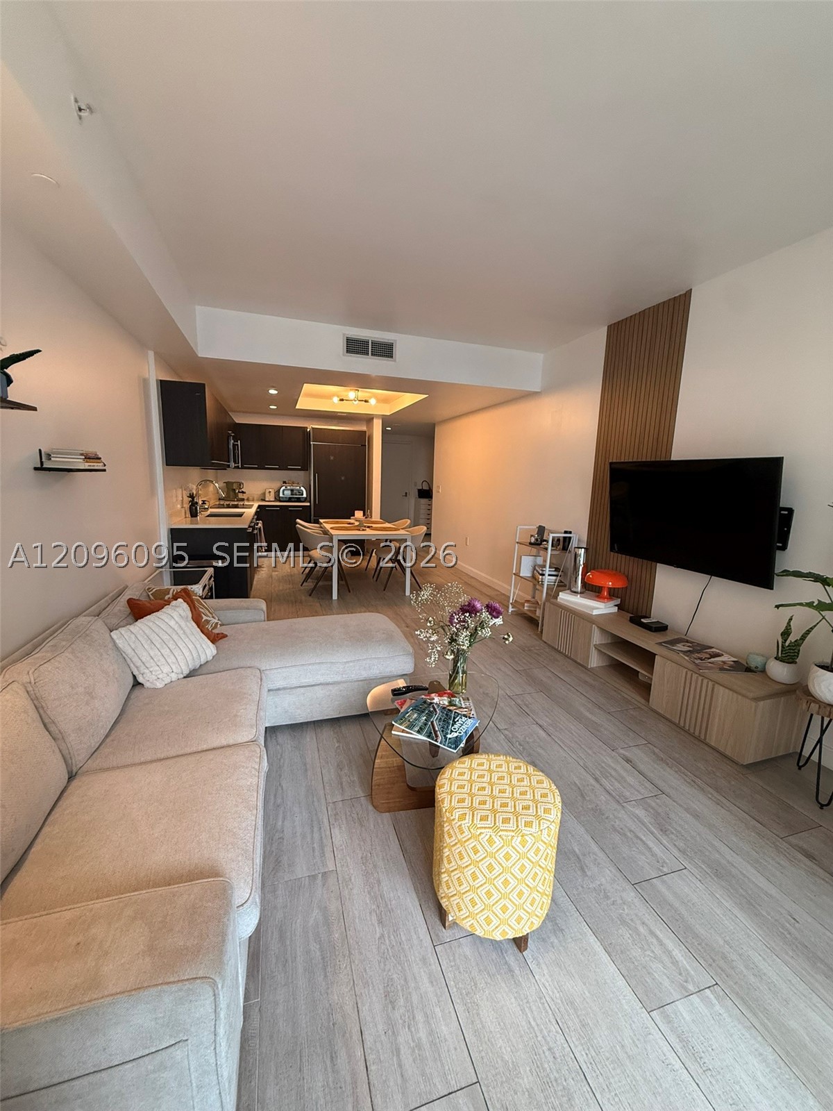55 SW 9th St #1205, Miami FL 33130