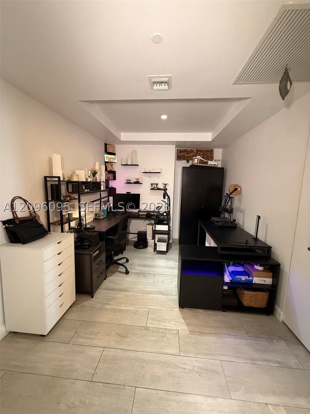 55 SW 9th St #1205, Miami FL 33130