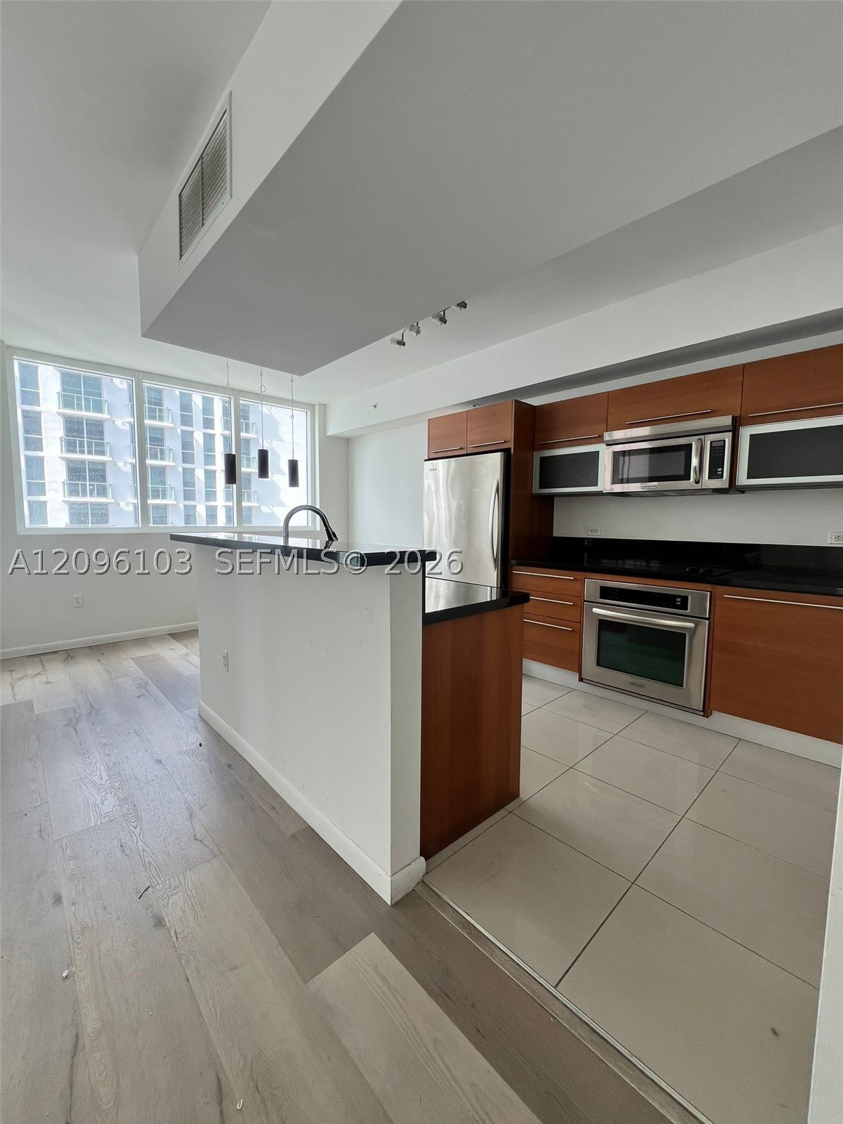253 NE 2nd St #2508, Miami FL 33132