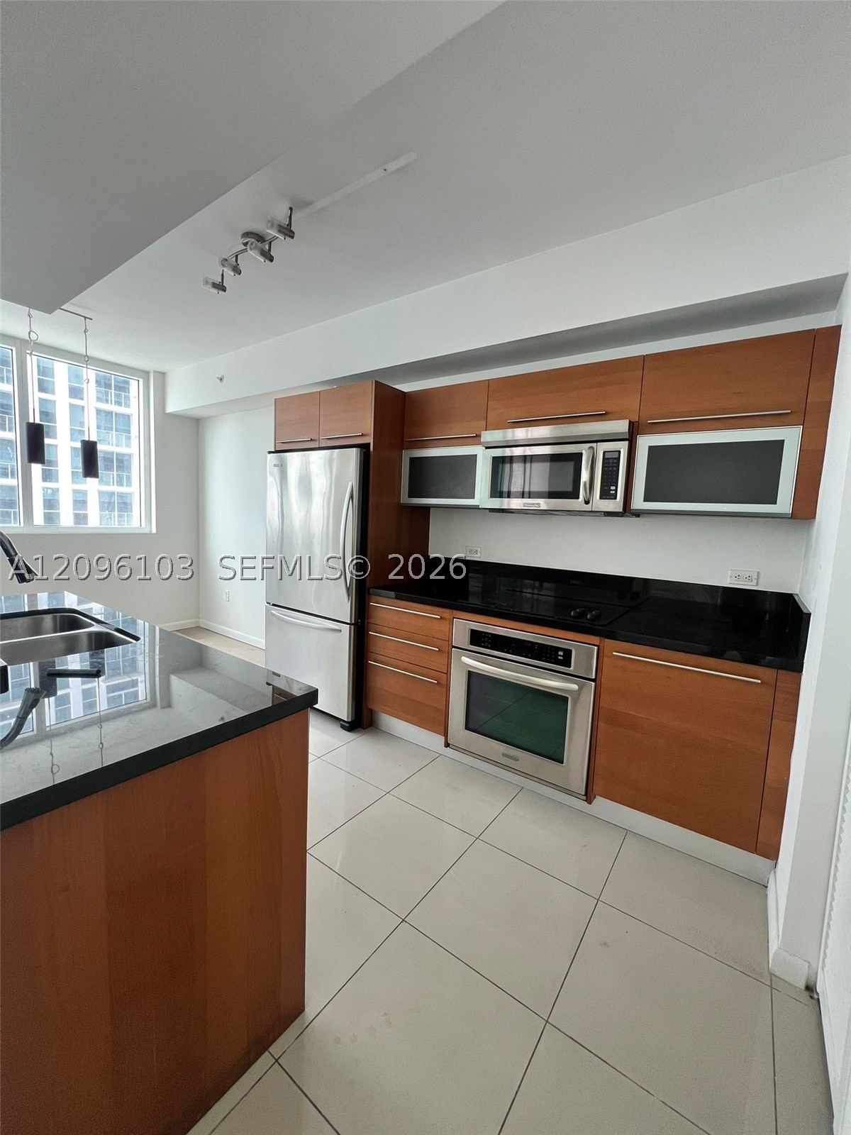 253 NE 2nd St #2508, Miami FL 33132