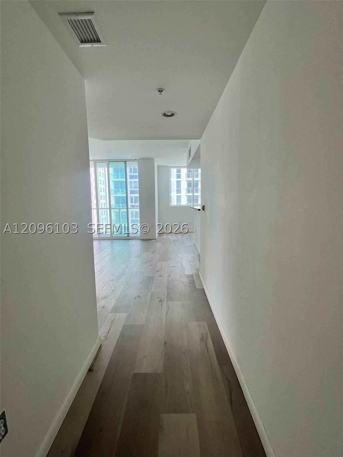 253 NE 2nd St #2508, Miami FL 33132