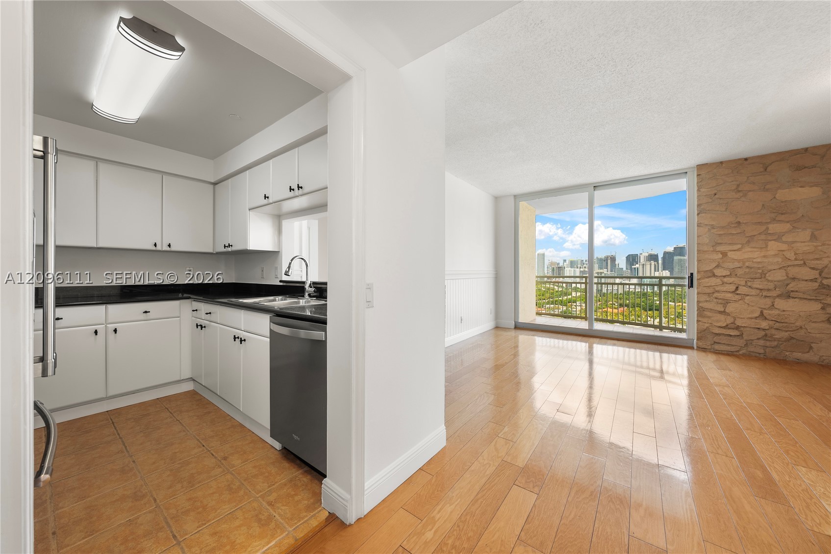 2475 Brickell Ave #2206, Miami FL 33129