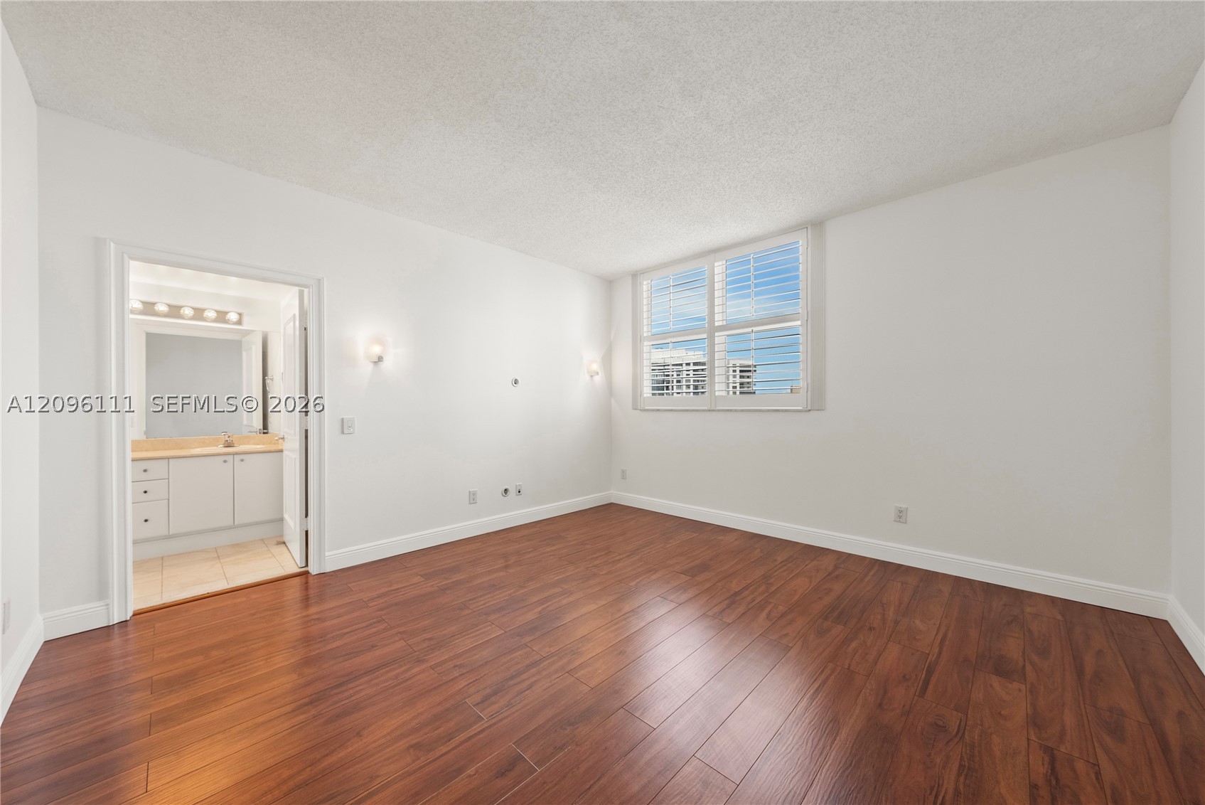 2475 Brickell Ave #2206, Miami FL 33129