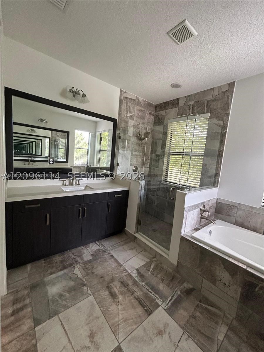 9883 W 34th Ln #9883, Hialeah FL 33018